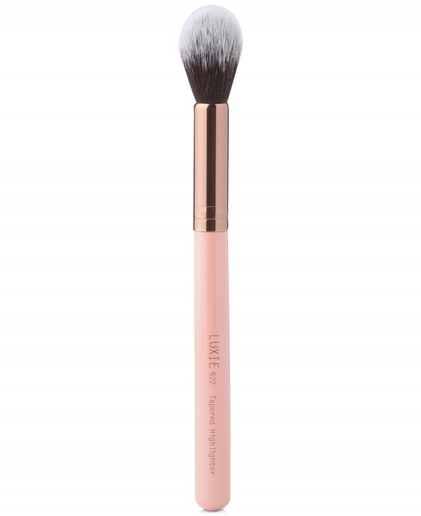 Luxie 522 Rose Gold Tapered Highlighter Brush - Rose Gold
